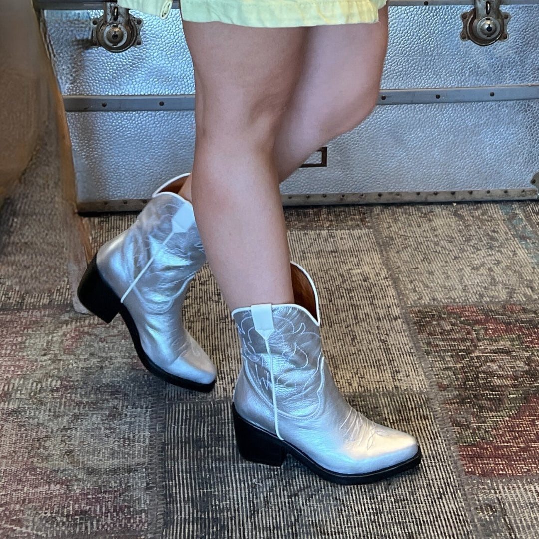 Silver Texan Boots